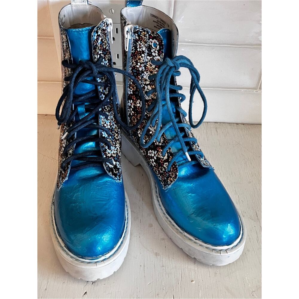 Unique Upcycled Combat Platform Heel Boot Size 7.5 Custom Foil Floral Two Tone - Picture 5 of 12